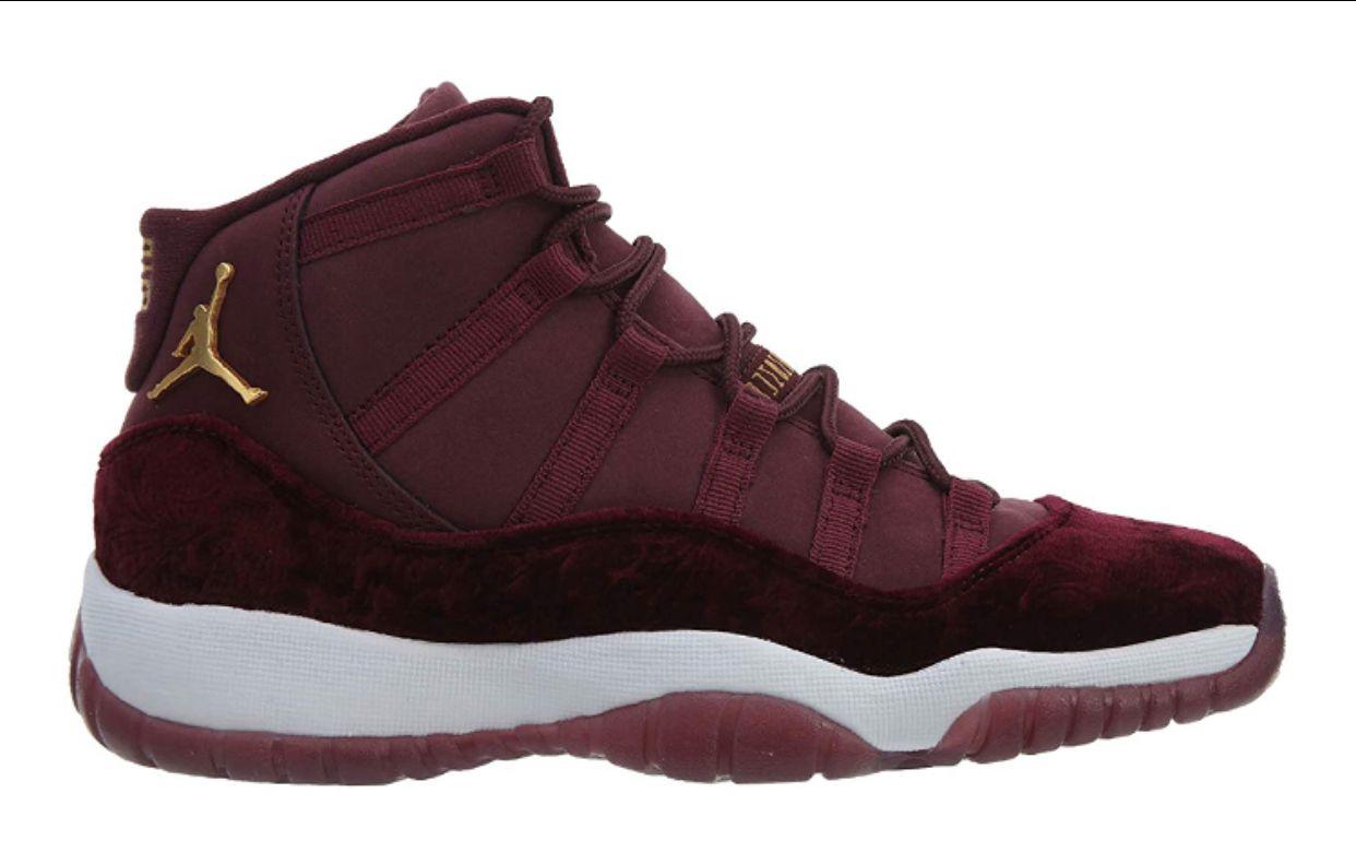 Air Jordan 11 Retro Heiress Night Maroon