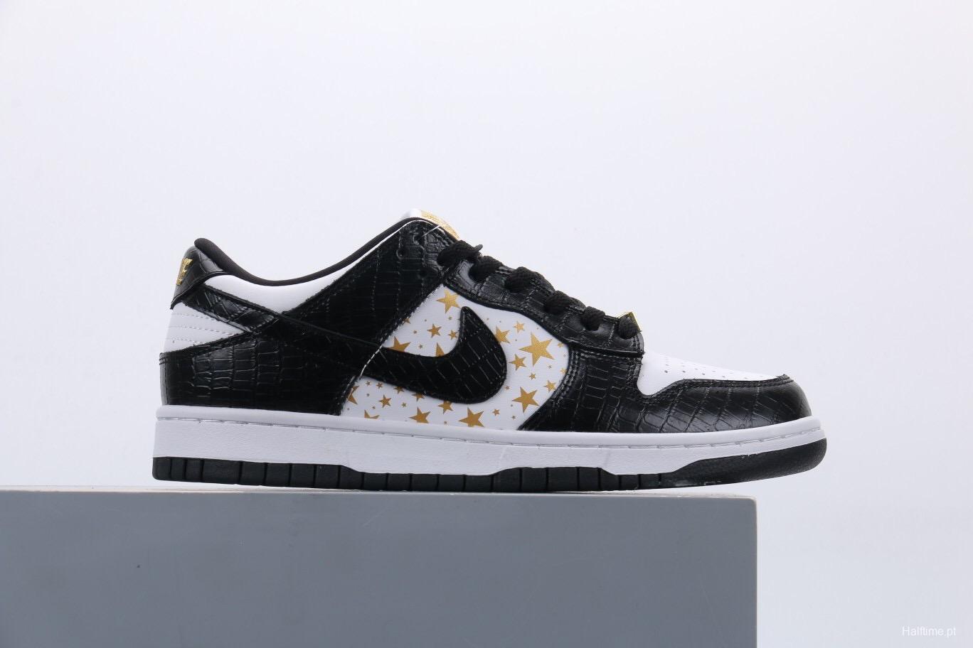 Supreme X Nike SB Dunk Low “Black Stars”