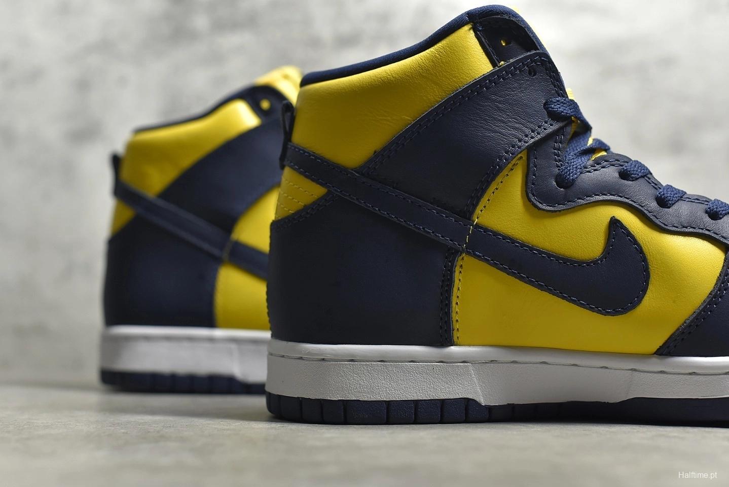 Nike Dunk Hi SP Michigan