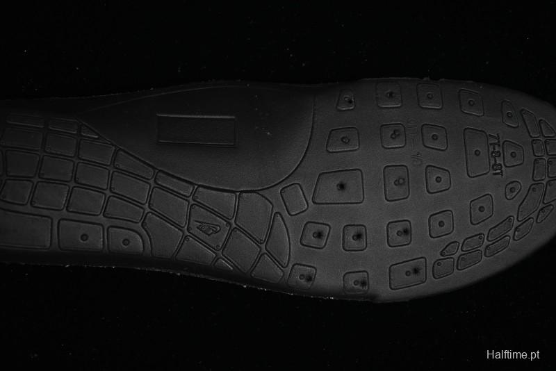Nike Air Max 90 Retro Running Shoes with Air Cushion Technology - CN8490-100
