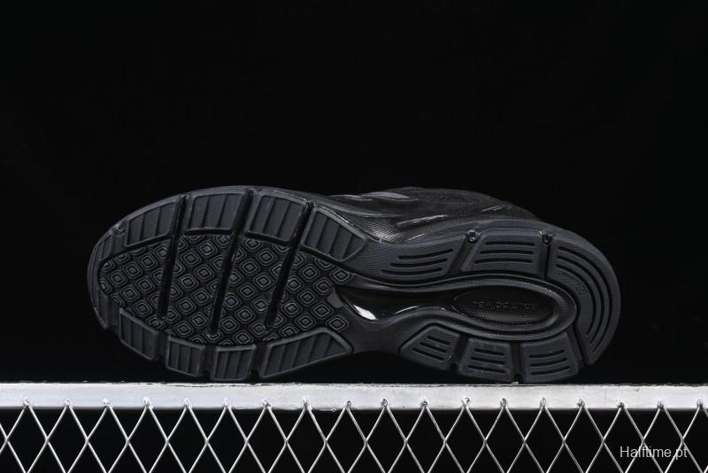 New Balance 990 Series Premium Retro Running Shoes with Carbon Midsole - M990BB4