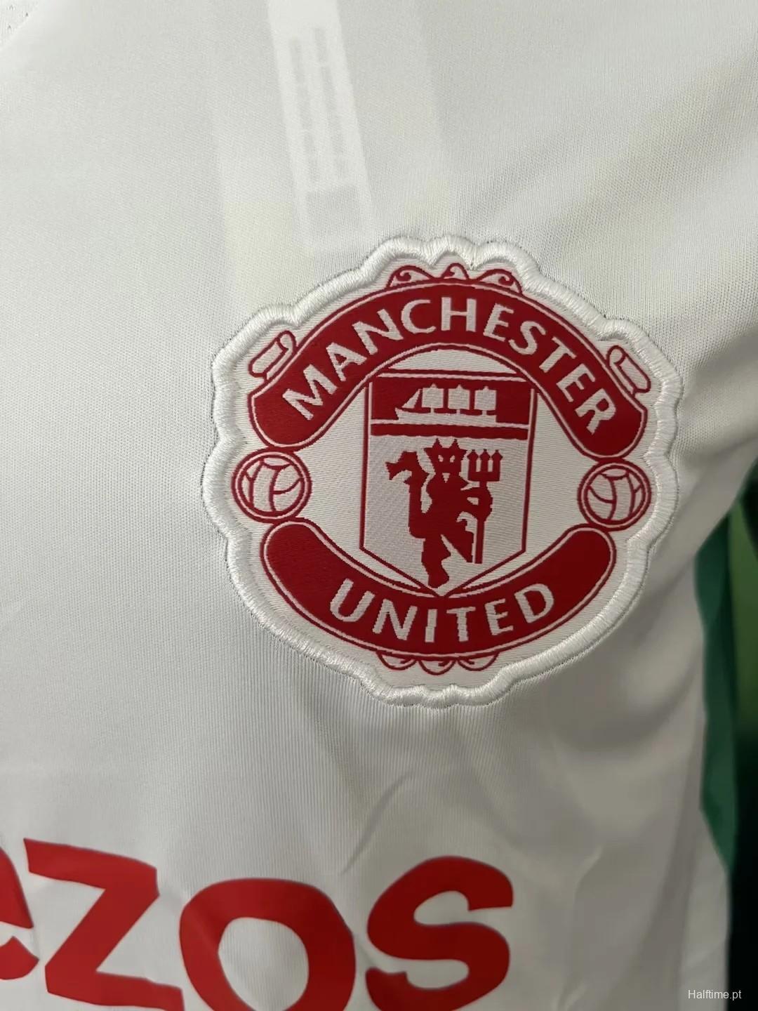 23/24 Manchester United White Training Jersey